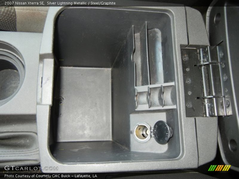 Silver Lightning Metallic / Steel/Graphite 2007 Nissan Xterra SE