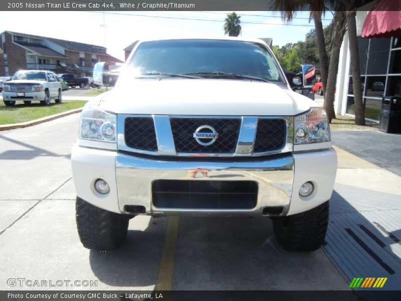 White / Graphite/Titanium 2005 Nissan Titan LE Crew Cab 4x4