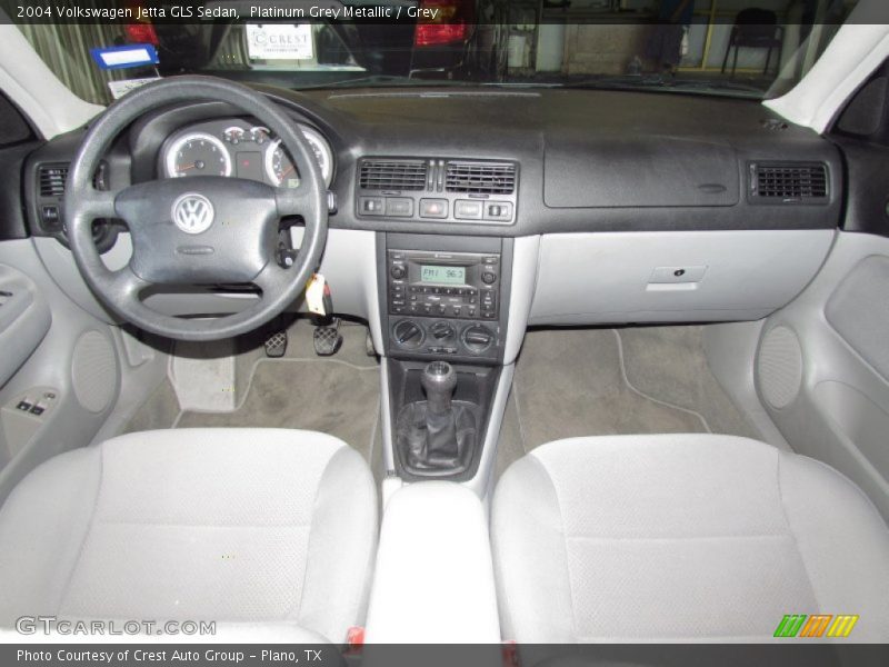 Platinum Grey Metallic / Grey 2004 Volkswagen Jetta GLS Sedan