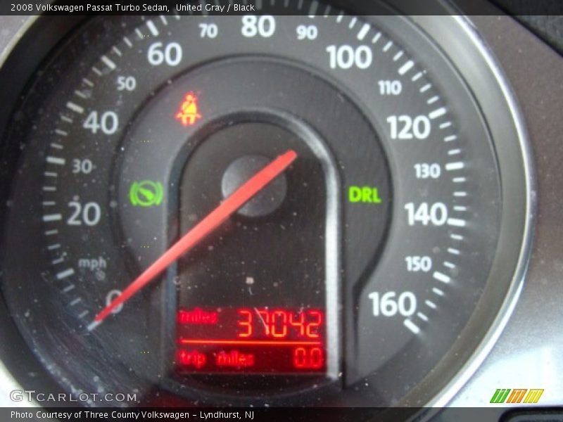 United Gray / Black 2008 Volkswagen Passat Turbo Sedan