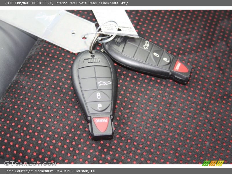 Inferno Red Crystal Pearl / Dark Slate Gray 2010 Chrysler 300 300S V6