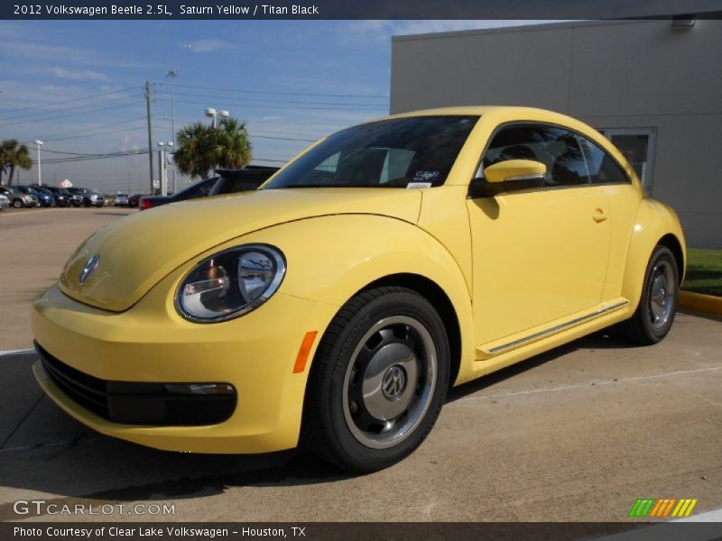 Front 3/4 View of 2012 Beetle 2.5L