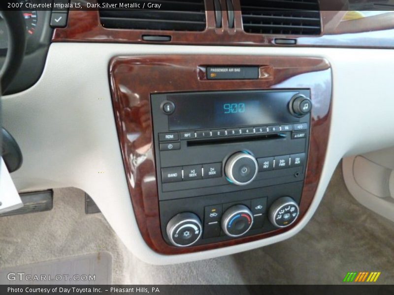 Dark Silver Metallic / Gray 2007 Chevrolet Impala LS