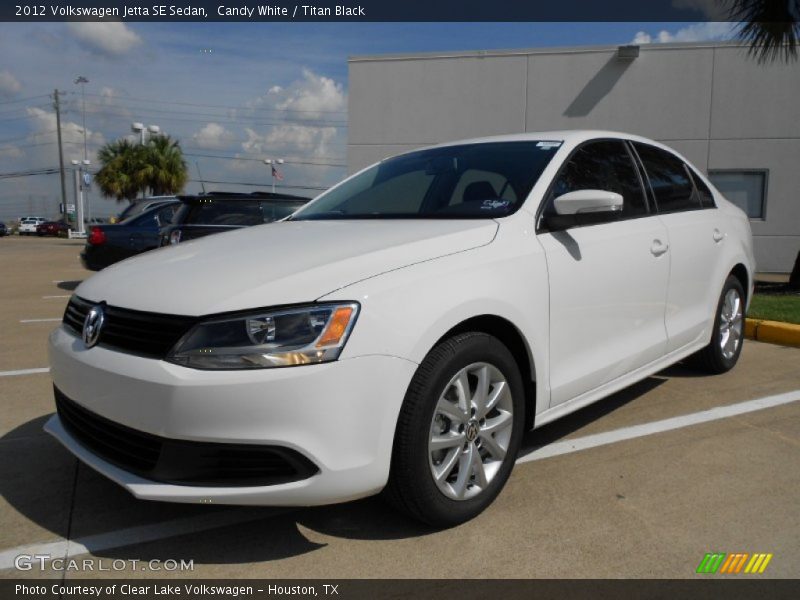 Candy White / Titan Black 2012 Volkswagen Jetta SE Sedan