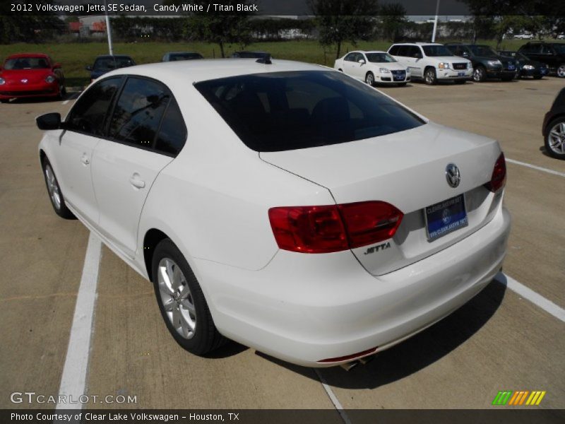 Candy White / Titan Black 2012 Volkswagen Jetta SE Sedan