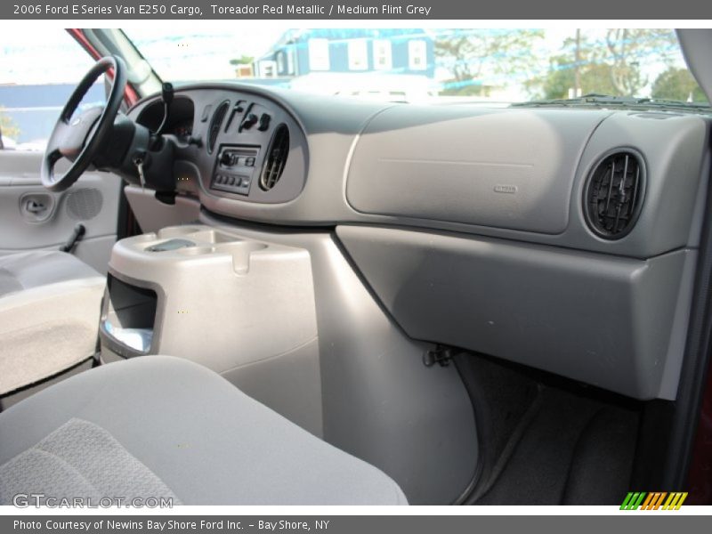 Toreador Red Metallic / Medium Flint Grey 2006 Ford E Series Van E250 Cargo