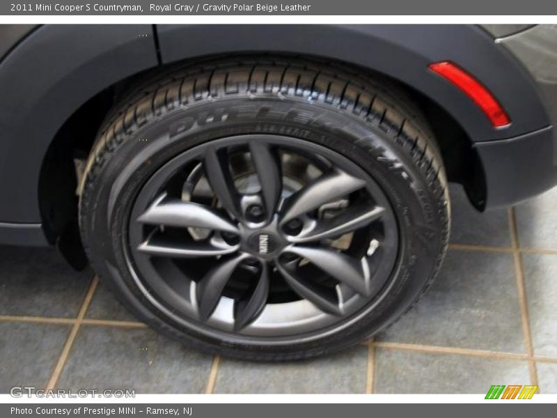 Royal Gray / Gravity Polar Beige Leather 2011 Mini Cooper S Countryman