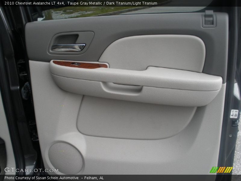 Taupe Gray Metallic / Dark Titanium/Light Titanium 2010 Chevrolet Avalanche LT 4x4