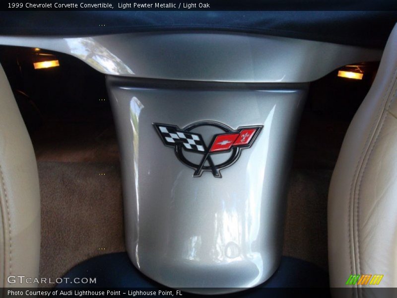  1999 Corvette Convertible Logo