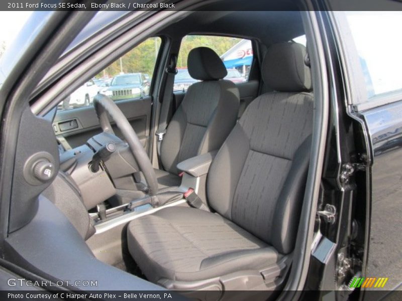 Ebony Black / Charcoal Black 2011 Ford Focus SE Sedan