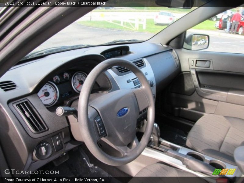 Ebony Black / Charcoal Black 2011 Ford Focus SE Sedan