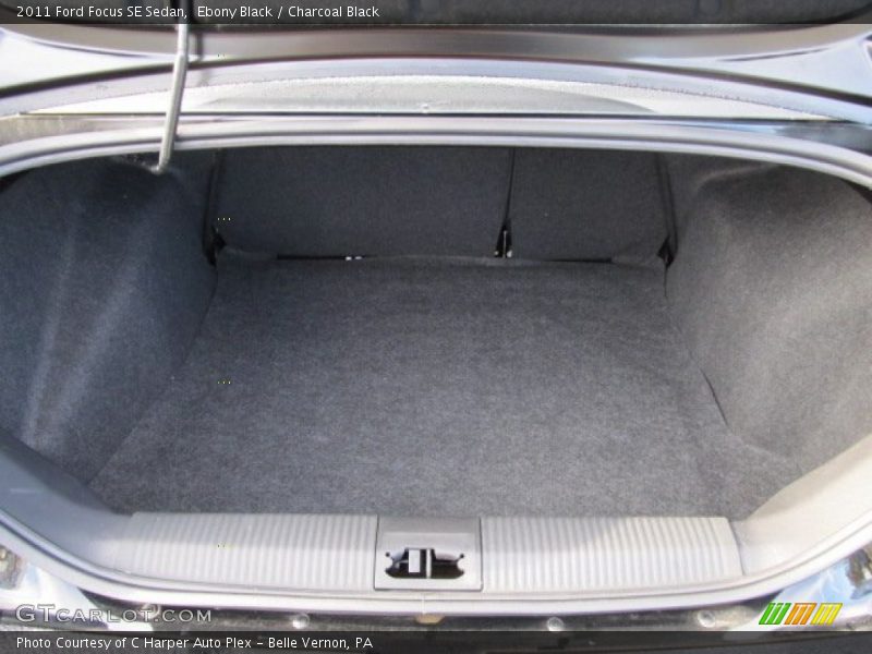 Ebony Black / Charcoal Black 2011 Ford Focus SE Sedan