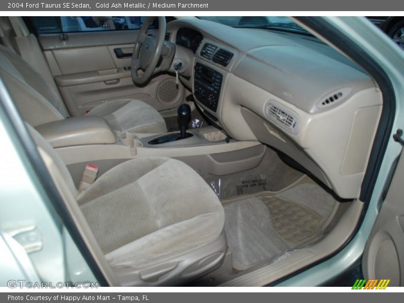 Gold Ash Metallic / Medium Parchment 2004 Ford Taurus SE Sedan