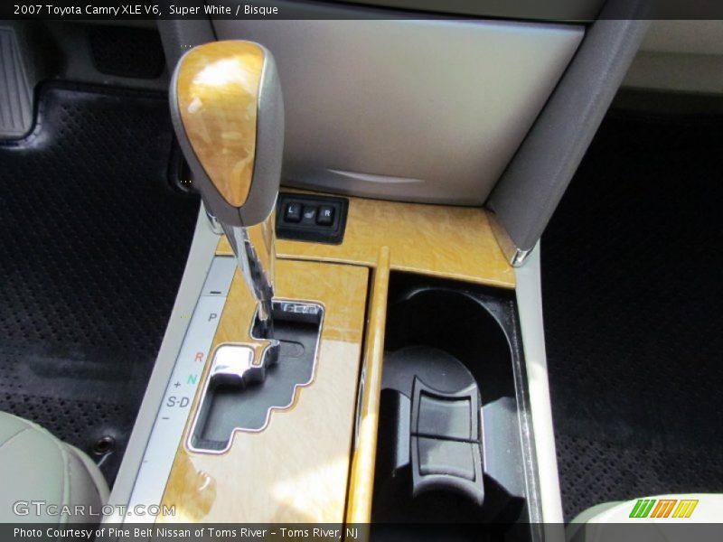Super White / Bisque 2007 Toyota Camry XLE V6