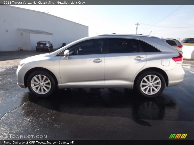 Classic Silver Metallic / Light Gray 2011 Toyota Venza I4
