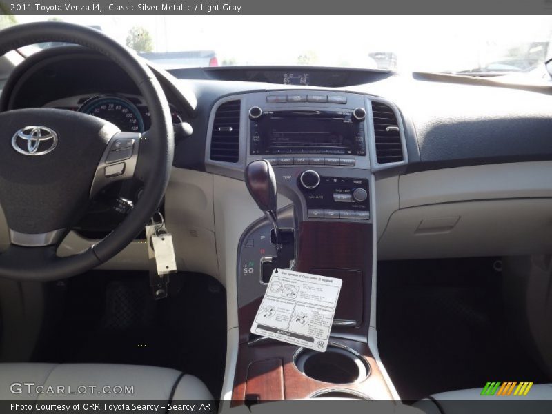 Classic Silver Metallic / Light Gray 2011 Toyota Venza I4