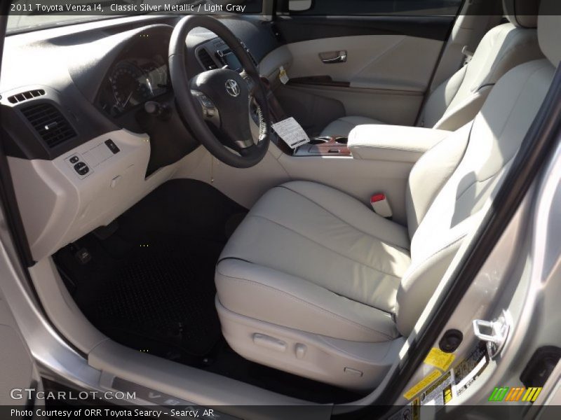 Classic Silver Metallic / Light Gray 2011 Toyota Venza I4