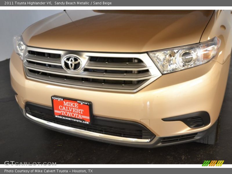 Sandy Beach Metallic / Sand Beige 2011 Toyota Highlander V6