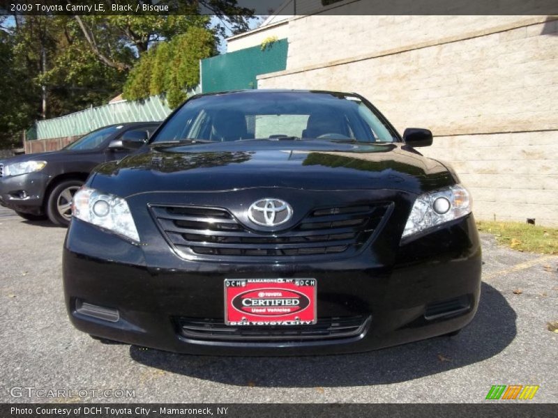 Black / Bisque 2009 Toyota Camry LE