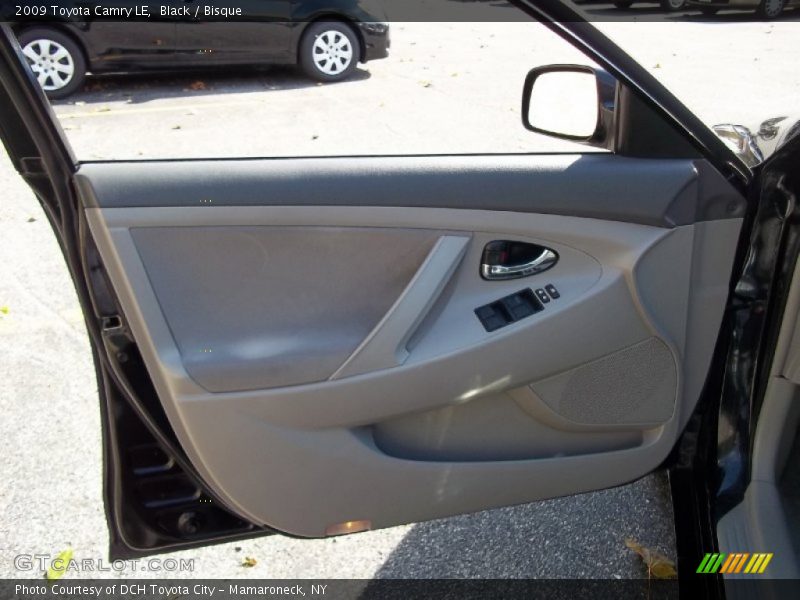 Black / Bisque 2009 Toyota Camry LE