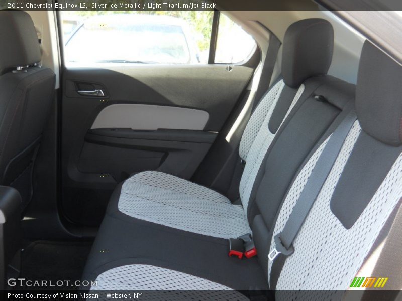 Silver Ice Metallic / Light Titanium/Jet Black 2011 Chevrolet Equinox LS