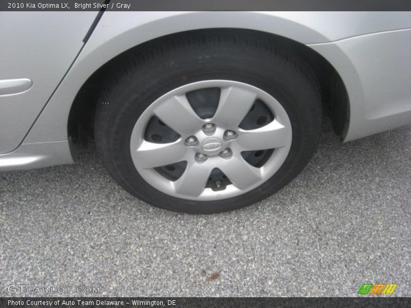 Bright Silver / Gray 2010 Kia Optima LX