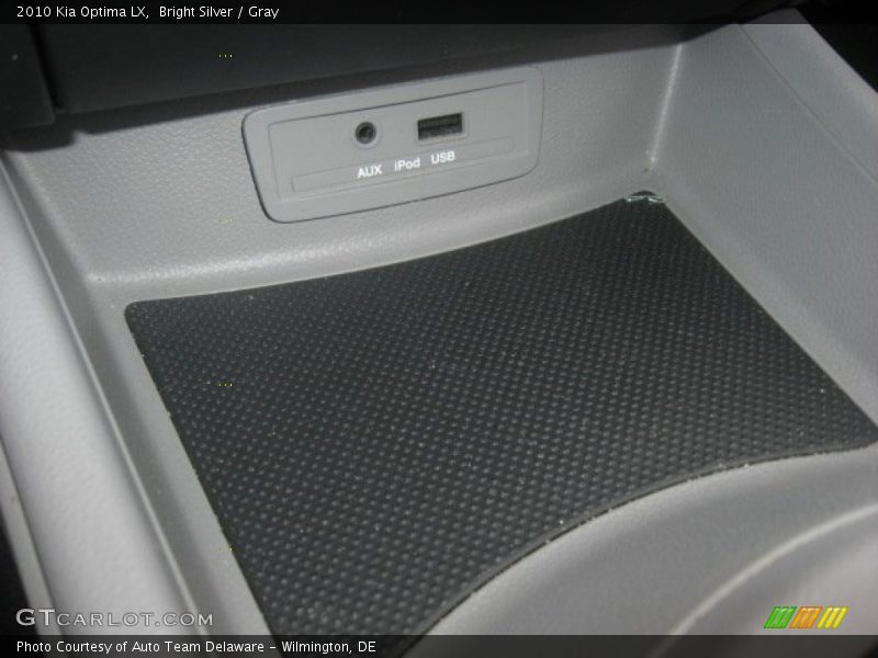 Bright Silver / Gray 2010 Kia Optima LX