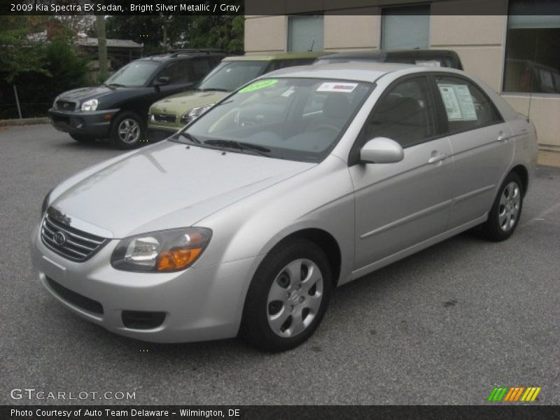 Bright Silver Metallic / Gray 2009 Kia Spectra EX Sedan