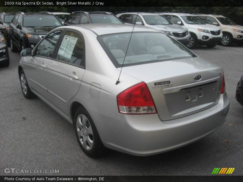 Bright Silver Metallic / Gray 2009 Kia Spectra EX Sedan
