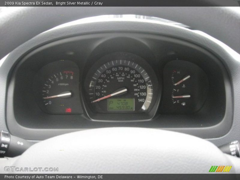 Bright Silver Metallic / Gray 2009 Kia Spectra EX Sedan