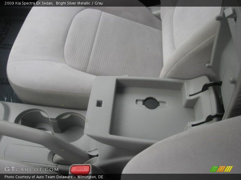 Bright Silver Metallic / Gray 2009 Kia Spectra EX Sedan