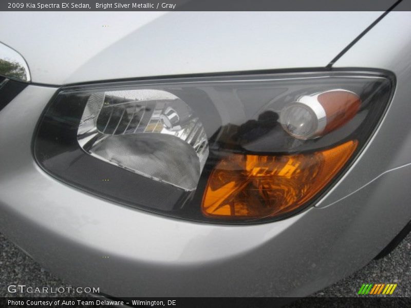 Bright Silver Metallic / Gray 2009 Kia Spectra EX Sedan