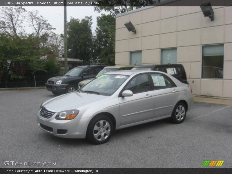 Bright Silver Metallic / Gray 2009 Kia Spectra EX Sedan