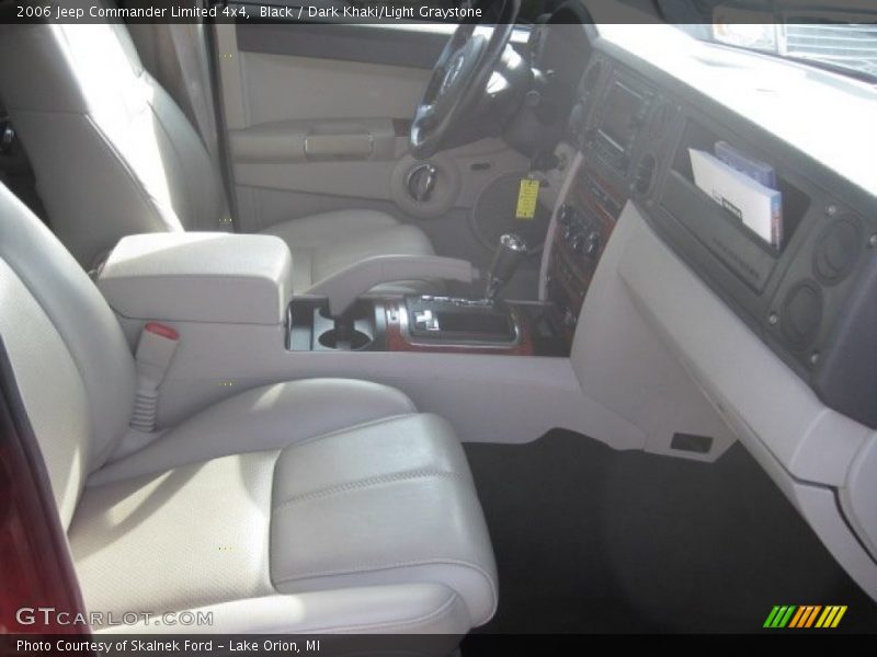 Black / Dark Khaki/Light Graystone 2006 Jeep Commander Limited 4x4