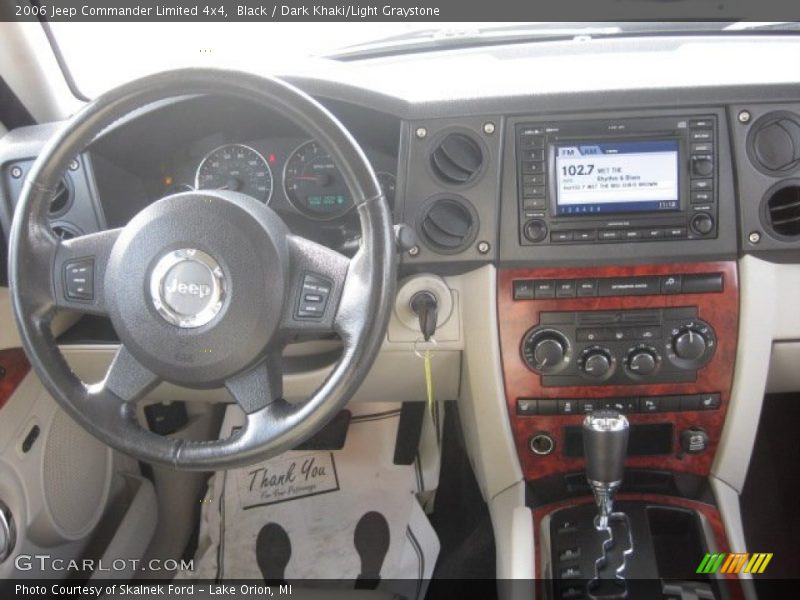 Black / Dark Khaki/Light Graystone 2006 Jeep Commander Limited 4x4