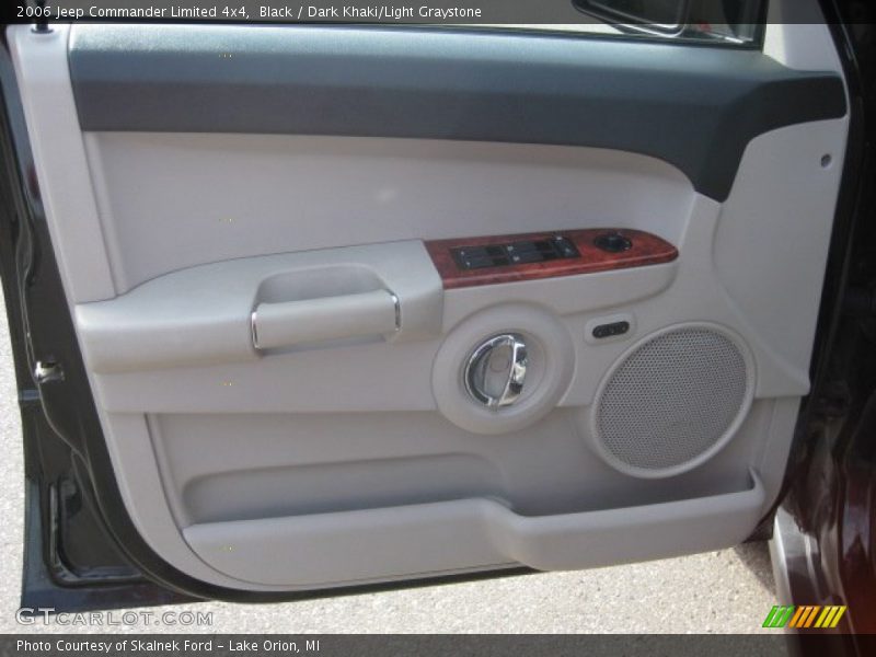 Black / Dark Khaki/Light Graystone 2006 Jeep Commander Limited 4x4