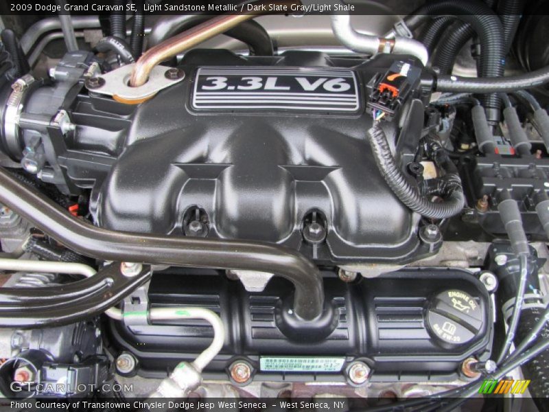 Light Sandstone Metallic / Dark Slate Gray/Light Shale 2009 Dodge Grand Caravan SE