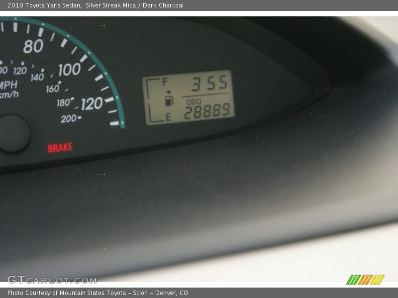 Silver Streak Mica / Dark Charcoal 2010 Toyota Yaris Sedan