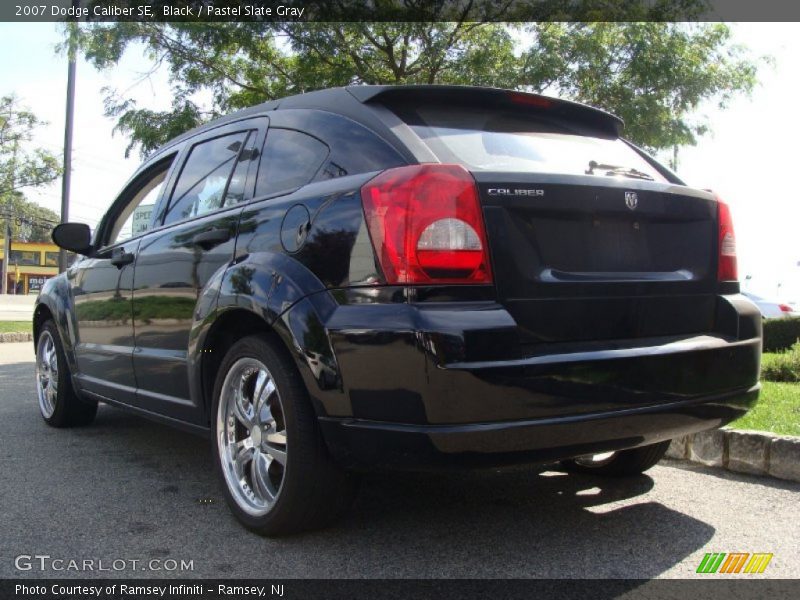 Black / Pastel Slate Gray 2007 Dodge Caliber SE