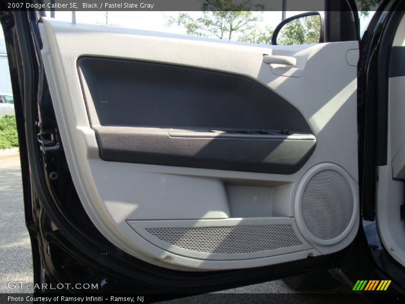 Black / Pastel Slate Gray 2007 Dodge Caliber SE