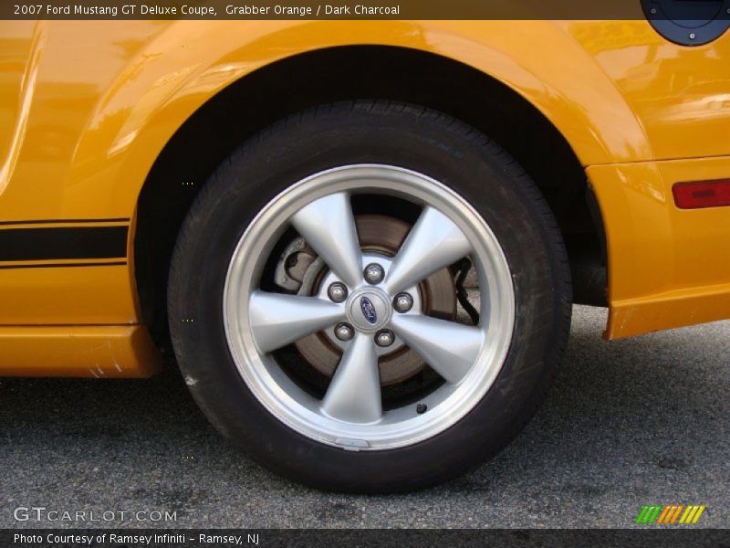  2007 Mustang GT Deluxe Coupe Wheel