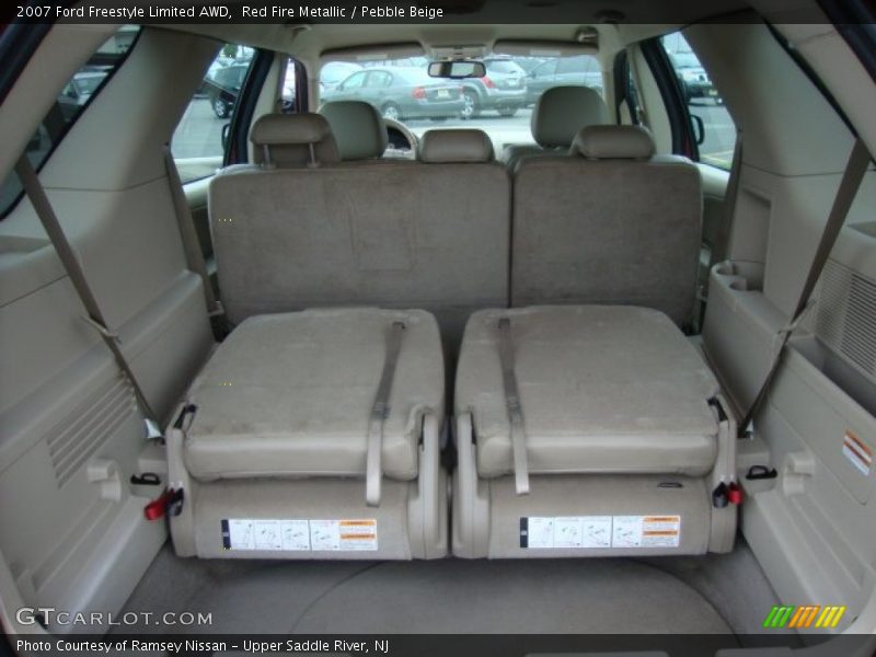  2007 Freestyle Limited AWD Trunk