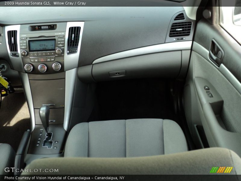 Willow Gray / Gray 2009 Hyundai Sonata GLS