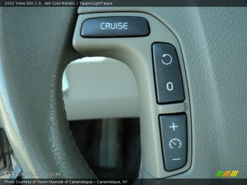 Controls of 2002 S80 2.9