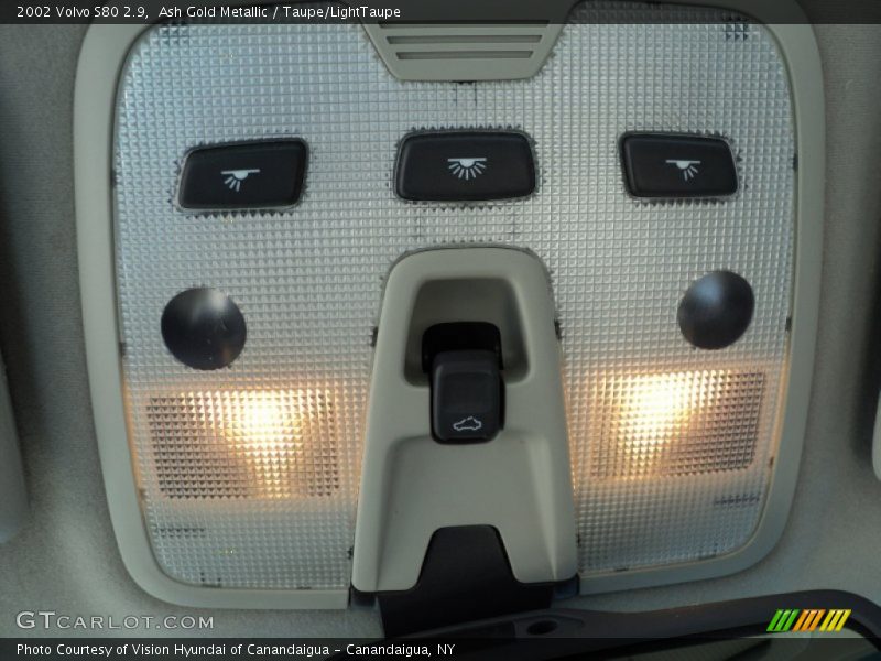 Ash Gold Metallic / Taupe/LightTaupe 2002 Volvo S80 2.9