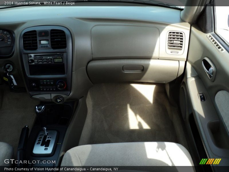 White Pearl / Beige 2004 Hyundai Sonata