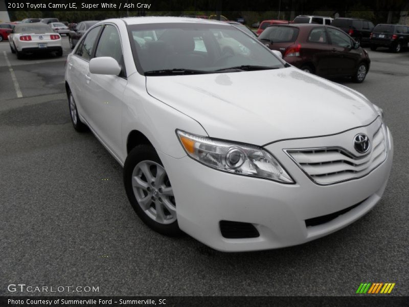 Super White / Ash Gray 2010 Toyota Camry LE