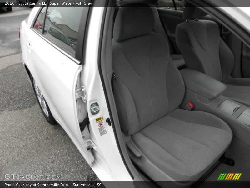 Super White / Ash Gray 2010 Toyota Camry LE