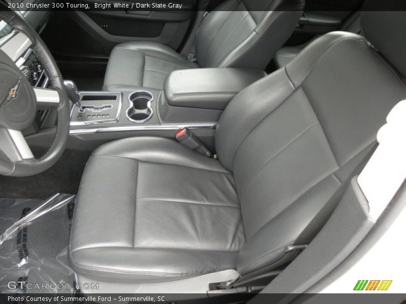 Bright White / Dark Slate Gray 2010 Chrysler 300 Touring
