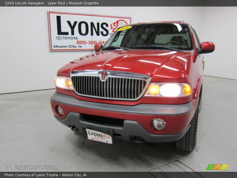 Laser Red / Medium Graphite 1999 Lincoln Navigator
